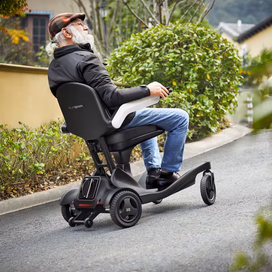 Carbon Fibre Folding Electric Wheelchair Black - Image 7